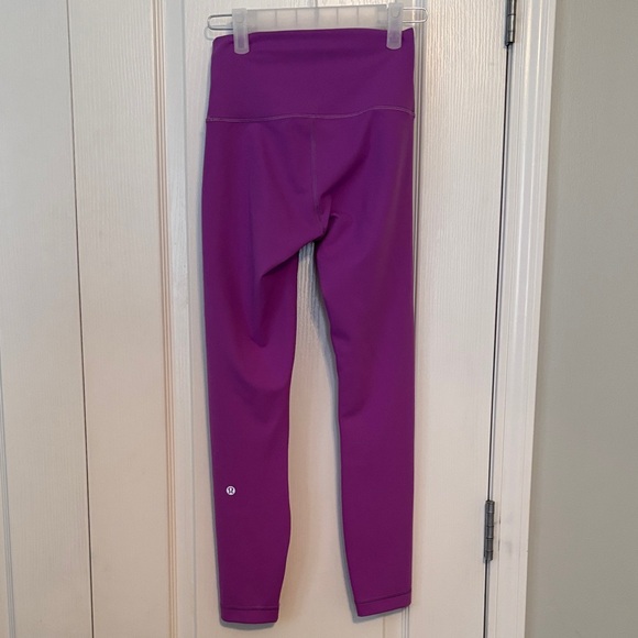Lululemon Purple Women’s Wunder Train High Rise Tight 25’ size 4 - Picture 4 of 8